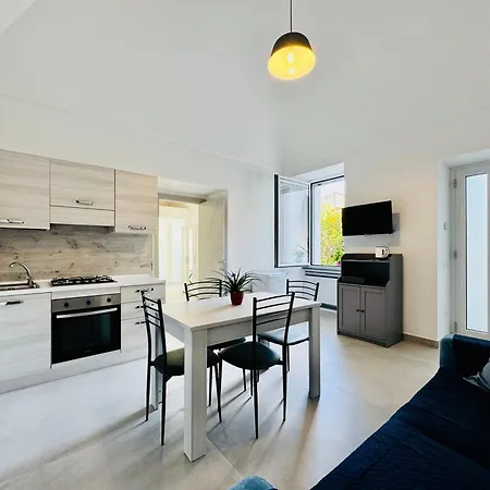 Yourhome - L'ammiraglio Meta